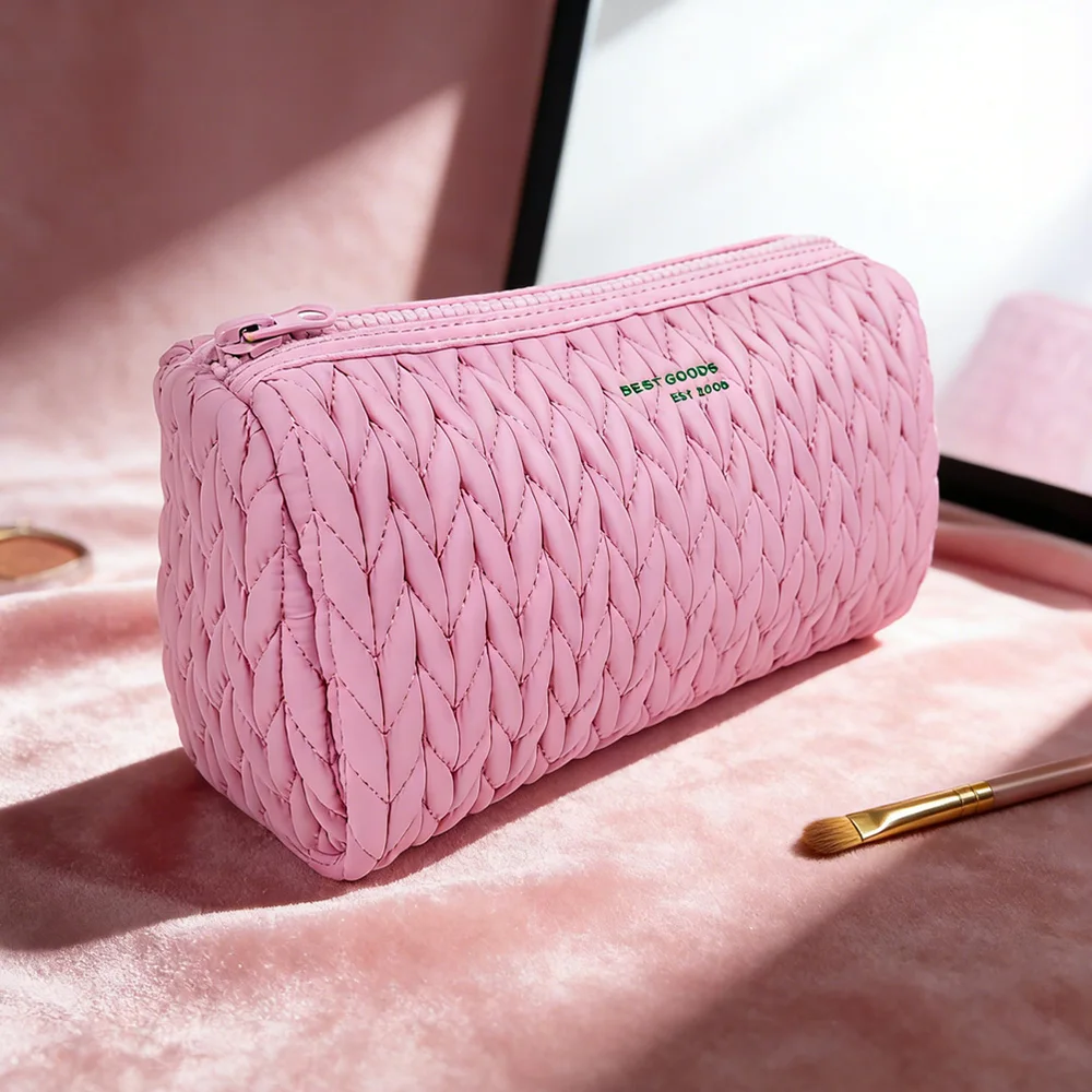 Quilted structured makeup case