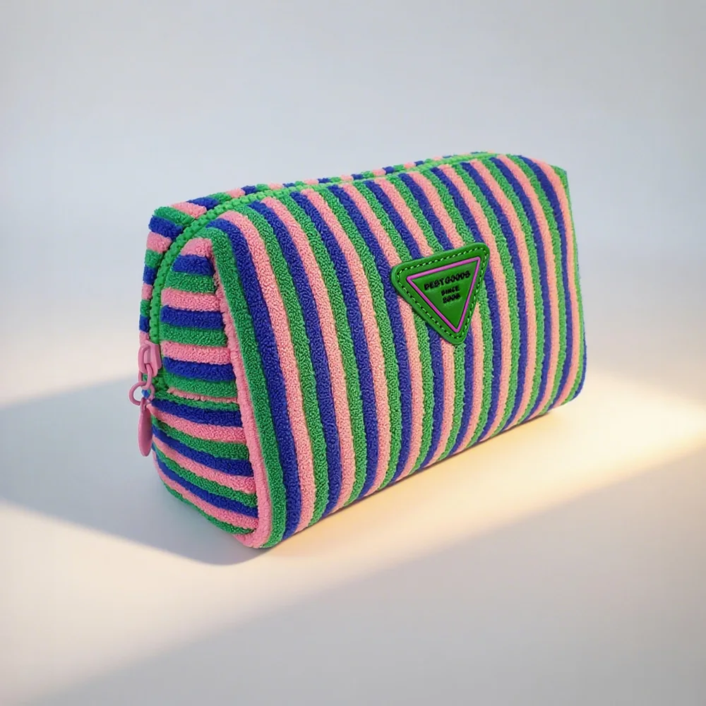 Structured makeup cases manufactured by Best Goods