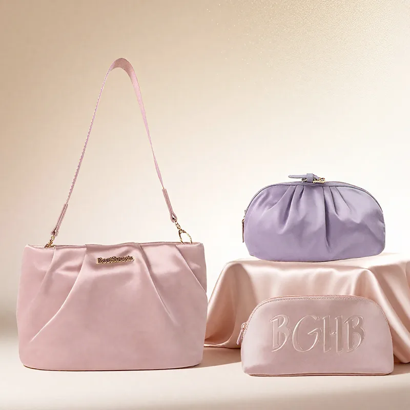 Velvet cosmetic bag with zipper closure